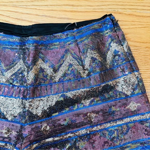 Woven Multicolored Sequin Shorts - Size: S - Picture 2 of 4